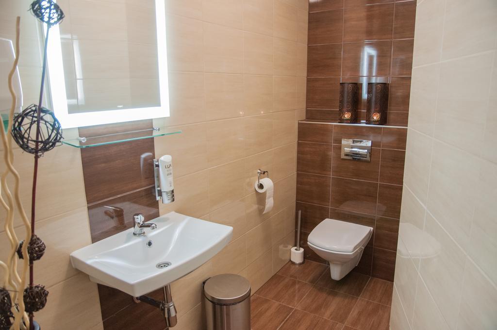 Hotel Rypsowka Nowy Sacz Bagian luar foto