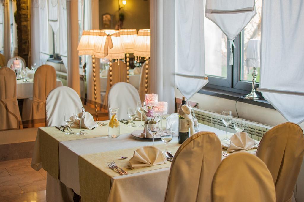 Hotel Rypsowka Nowy Sacz Bagian luar foto